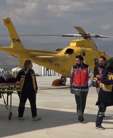 karayazida-traktor-faciasinda-19-yasindaki-genc-helikopterle-sevk-edildi-FuhVSacT.jpg
