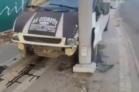 kontrolden-cikan-arac-carpisti-bir-kisi-yaralandi-diyarbakir-kayapinar-NMHGJxIB.jpg