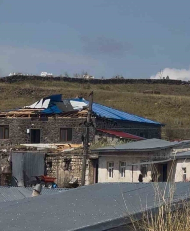 oncul-koyunde-siddetli-dolu-ve-firtina-sonrasi-hasar-tespit-calismalari-basladi-YEClNneN.jpg