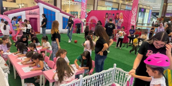 barbie-hayal-dunyasi-ceylan-karavil-park-avmde-5-6-eylulde-cocuklarla-bulusuyor-dI6Oi8yg.jpg