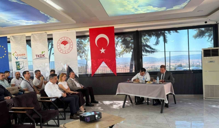 dicle-ilcesi-turizm-potansiyeli-icin-paydas-geri-bildirimi-ve-gosterim-toplantisi-RJSKBDzn.jpg