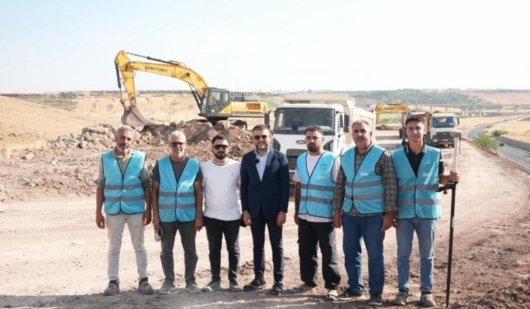 diyarbakir-egil-yolu-icin-calismalar-basladi-ulasimda-yeni-bir-donem-31wnXOvX.jpg