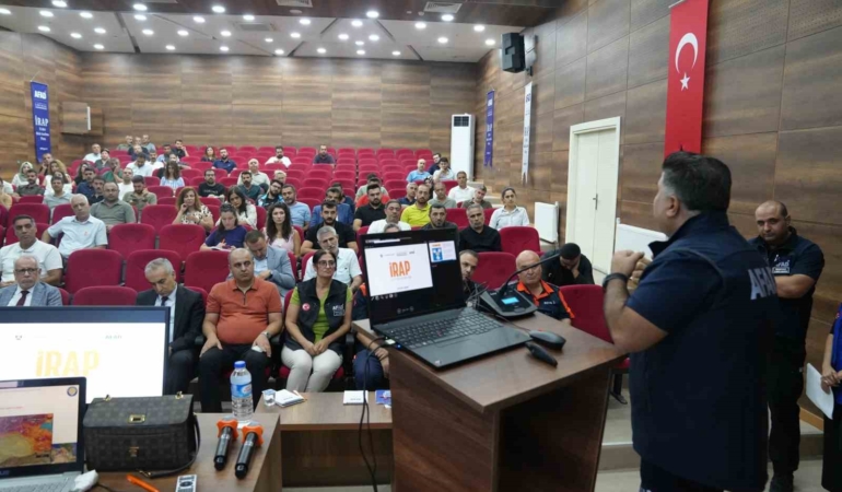 diyarbakir-irap-2027-2031-calistayi-afetlere-karsi-gelecegin-dayanikli-sehri-icin-yol-haritasi-QAFsAab6.jpg