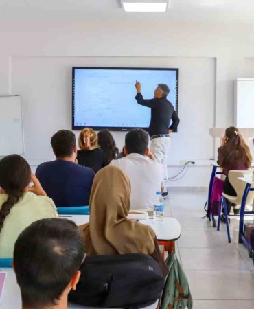 diyarbakirda-akademi-sur-akademi-huzurevleri-ve-akademi-cermikte-yeni-egitim-ogretim-donemi-basladi-RgjFGtSI.jpg