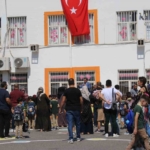 diyarbakirda-yeni-egitim-yili-heyecani-kayapinarda-hantepe-egitim-sehitleri-ilkokulunda-basladi-6nriQ8l2.jpg
