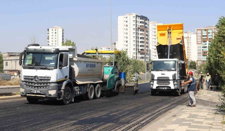 diyarbakirda-yol-yenileme-abdulkadir-aksu-ve-girne-caddeleri-yeniden-yapilandirildi-Cl8sRFYt.jpg
