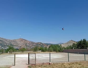 el-parmaklari-yaralanan-kadinin-tunceliden-malatyaya-nakli-ambulans-helikopterle-tasinma-Yq6KHsjG.jpg