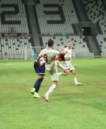 elazigspor-sebatsporu-evinde-3-1-maglup-ederek-liderlik-icin-onemli-adim-5iIGTgxe.jpg