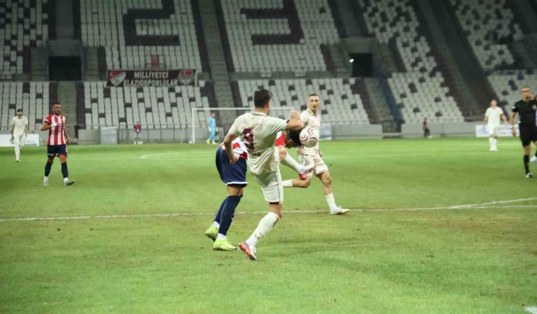elazigspor-sebatsporu-evinde-3-1-maglup-ederek-liderlik-icin-onemli-adim-5iIGTgxe.jpg