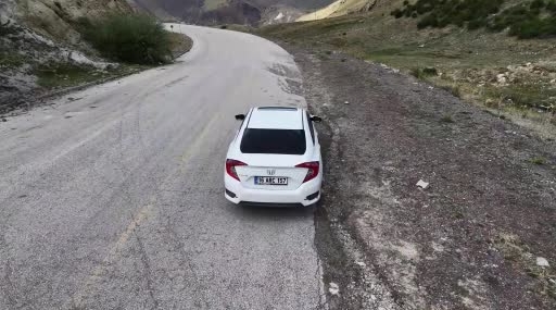 Erzurum’da Gizemli Yol: Motor Kapalıyken Boş Vitesiyle Yokuşta Hızlanan Yol Hikayesi
