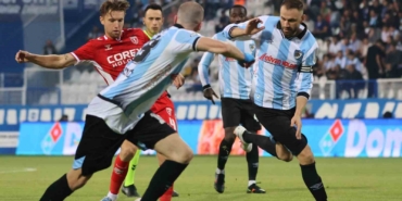 erzurumspor-fk-samsunspor-ev-sahibi-ekip-galibiyeti-1-0-ile-aldi-Nc1LvSf9.jpg