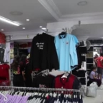okul-kiyafeti-yonetmelikleri-ve-elazigdaki-magazalarda-artan-yogunluk-TxeOcYMV.jpg