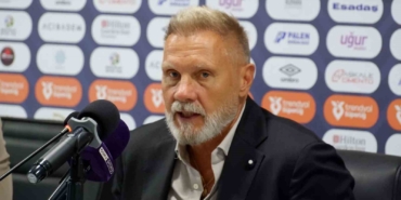 samsunsporun-fink-odakli-guncel-degerlendirmesi-genc-kadro-ve-genis-transfer-sureciyle-ilerlemetrabzonspor-derbisi-oncesi-FJlQQPK7.jpg