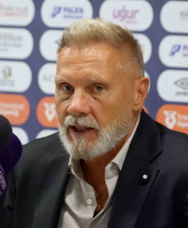 samsunsporun-fink-odakli-guncel-degerlendirmesi-genc-kadro-ve-genis-transfer-sureciyle-ilerlemetrabzonspor-derbisi-oncesi-FJlQQPK7.jpg