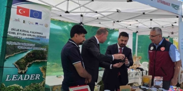 yegfest-2026-tarim-ve-kirsal-kalkinmada-bolgesel-degerler-ve-yerel-eylem-gruplari-GjS1E2Ne.jpg