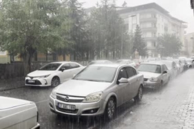 bingolde-kuvvetli-yagis-uyarisi-ve-sehir-geneli-etkileri-HK6DrAeu.jpg