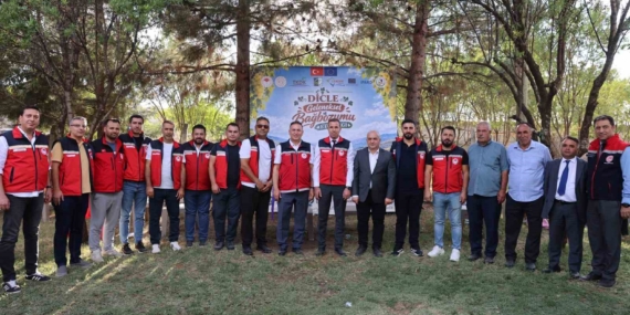 Dicle’de Geleneksel Bağ Bozumu Etkinliği: Kırsal Kalkınma İçin Şehrin Dört Bir Yanında Coşku