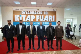 diyarbakir-10-kitap-fuarinda-mhpheyeti-yazarlarla-bulustu-lHsVd6Vl.jpg