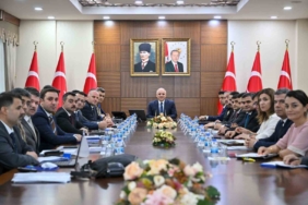 diyarbakir-okul-guvenligi-ve-koordinasyon-toplantisi-ciddi-tedbirler-ve-uygulamalar-W3KscEaD.jpg