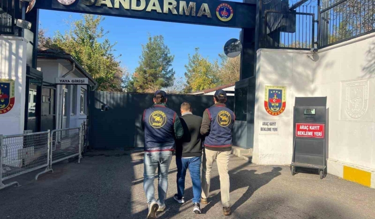 diyarbakirda-jasat-operasyonu-ile-85-kisi-haklarinda-kesinlesmis-hapis-cezasiyla-yakalandi-dlbNsvBK.jpg