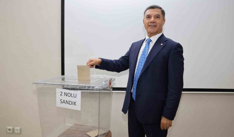 dtb-secimlerinde-beyaz-liste-tek-listeyle-yarisiyor-engin-yesil-guclu-doneme-giriyor-VHGSCen8.jpg