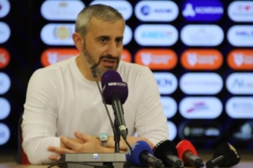 erzurumspor-fk-gaziantepi-deplasmanda-3-1-farkla-yenerek-istikrarin-izlerini-gosterdi-pRYriZIF.jpg