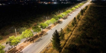 gap-havalimani-yolu-modern-aydinlatma-sebekesiyle-yenilendi-472-direk-ve-8-trafo-ile-guvenli-c3egLV3D.jpg