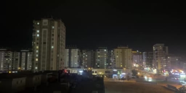 gaziantepte-simsekler-gecenin-isigini-yeniden-yakaliyor-ZshDWcxS.jpg