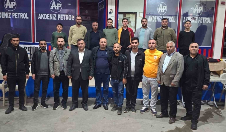 halit-demiroglunun-spor-seferberligi-genclere-300-forma-dagitimi-ve-400-forma-sozu-invKfse7.jpg