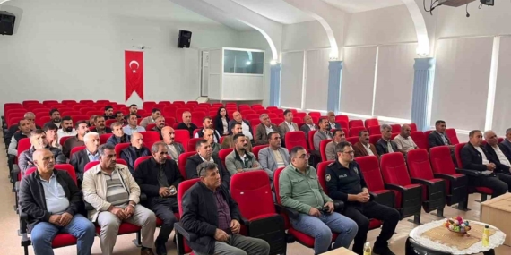 Muhtarlarla Buluşan Dicle Kaymakamı Mustafa Atış: Hizmette Şeffaflık ve İşbirliği Vurgusu