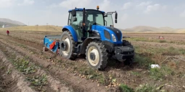 patnos-patates-hasadinda-buyuk-umutlar-450-donumluk-arazide-1500-ton-bekleniyor-t5QJkuBW.jpg